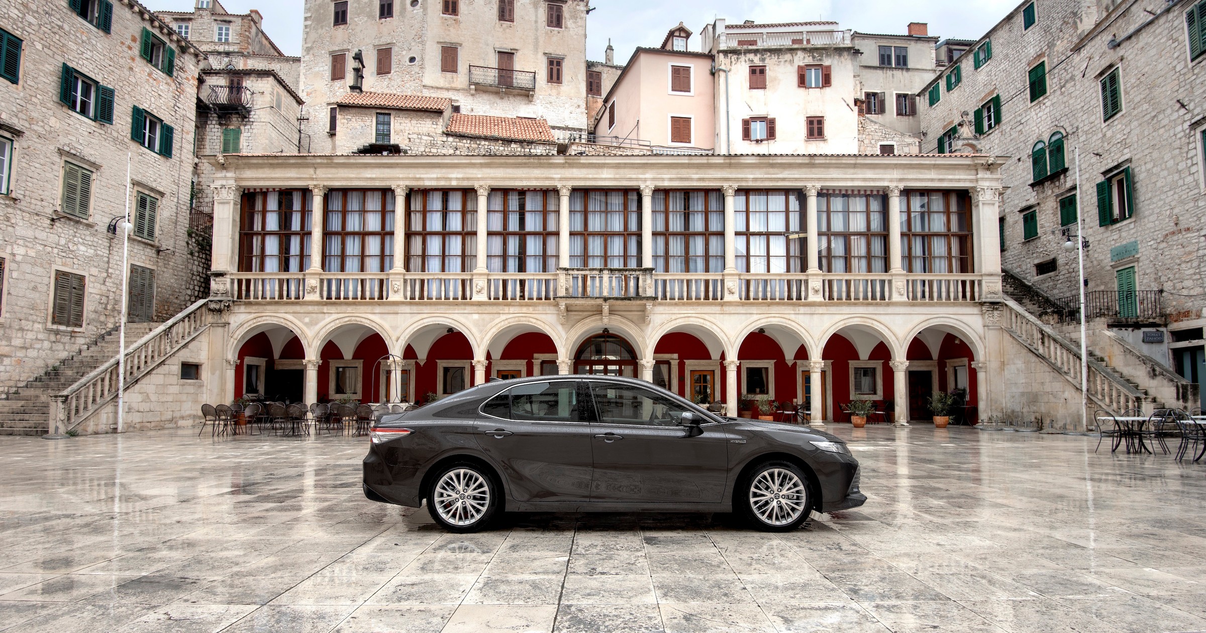 Nowa Toyota Camry