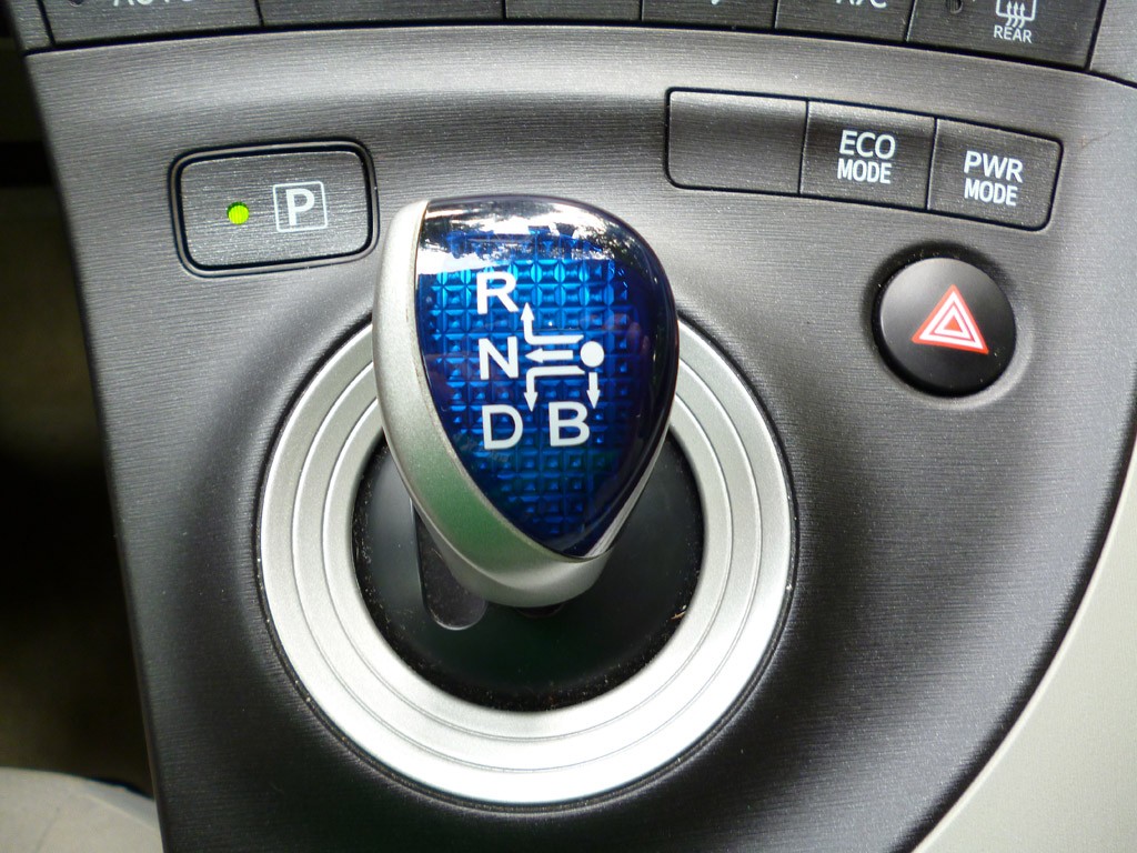 Mówisz hybryda, myślisz Prius