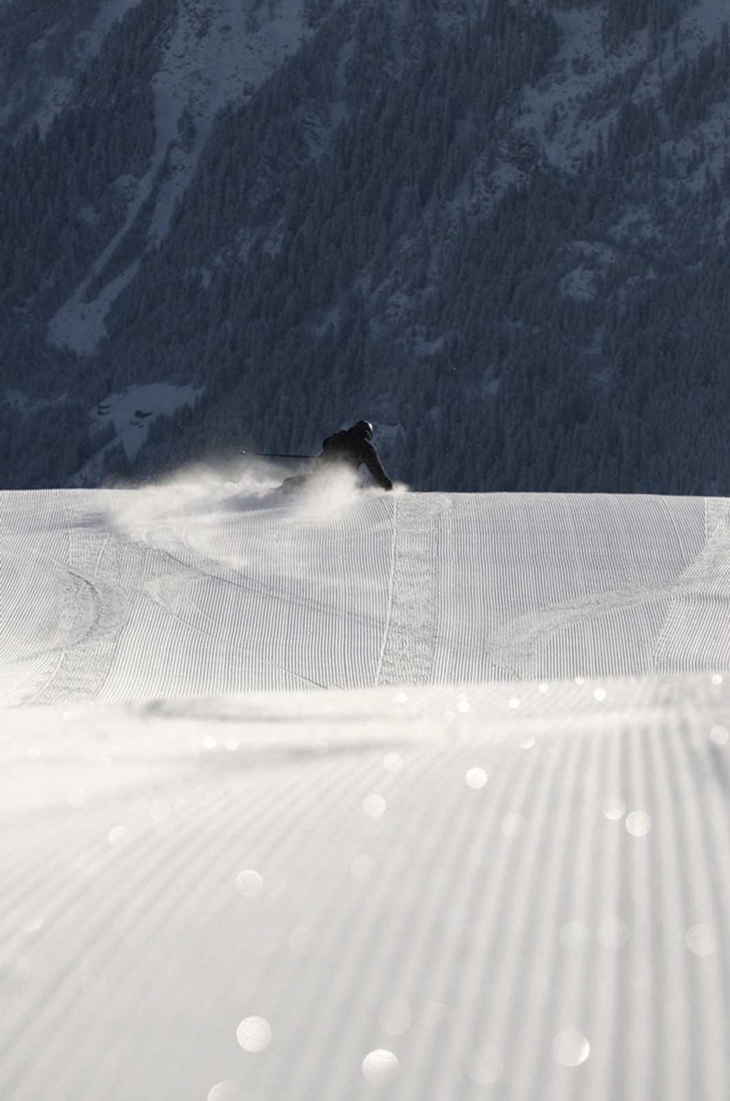 Dlaczego te narty kosztują 27 tys. zł?