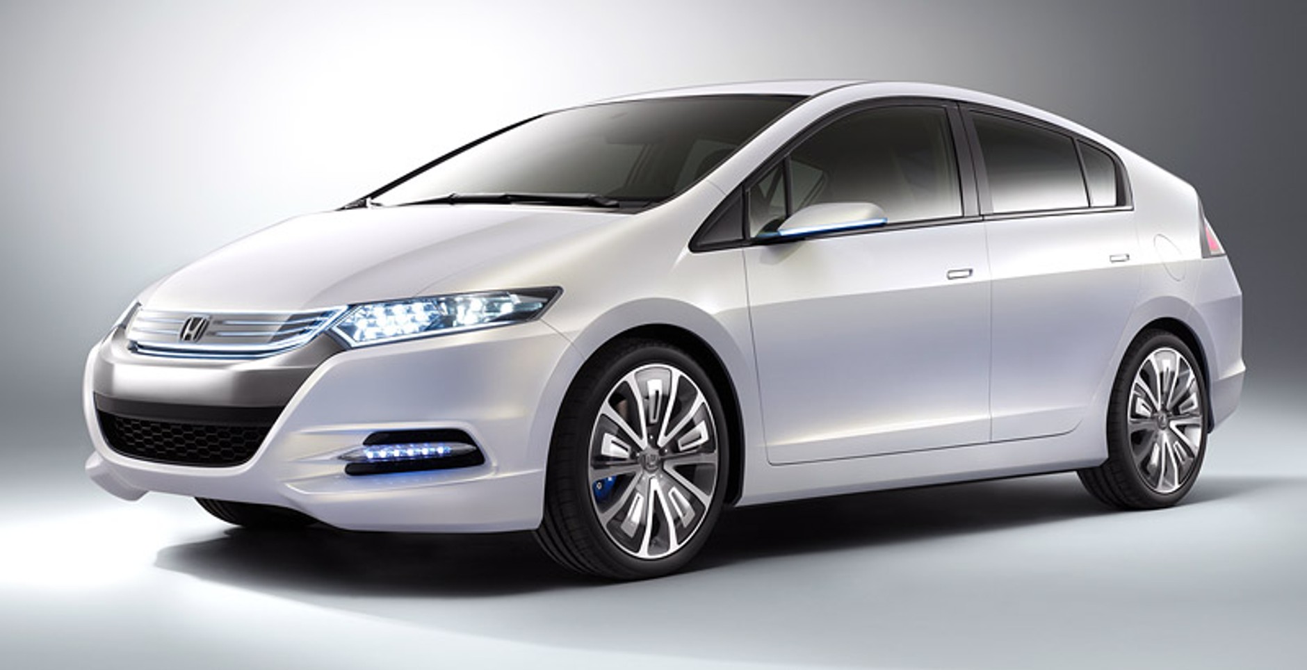 Paryż 2008: Honda Insight - hybrydowy pojazd przyszłości