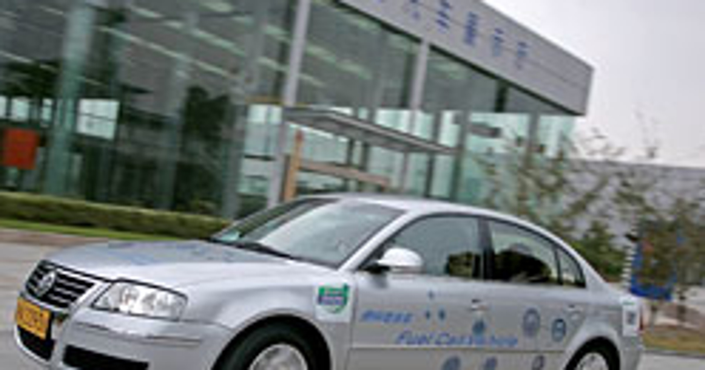 VW Passat Lingyu Fuel Cell: Superb z ogniwami paliwowymi dla USA