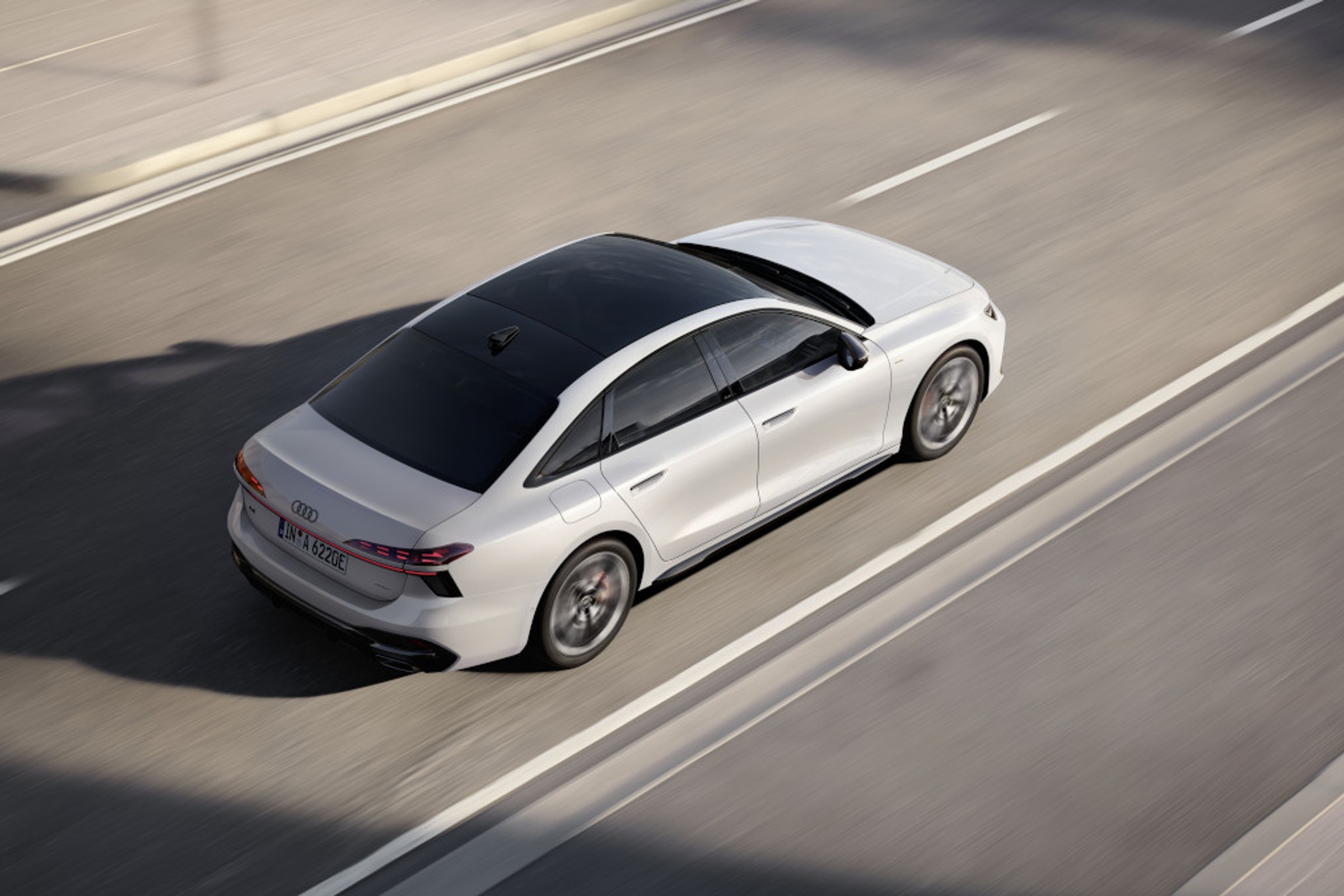 Chińczycy przegrywają ze wszystkimi, a niespodzianek jest mnóstwo. Moto Awards na ostatniej prostej