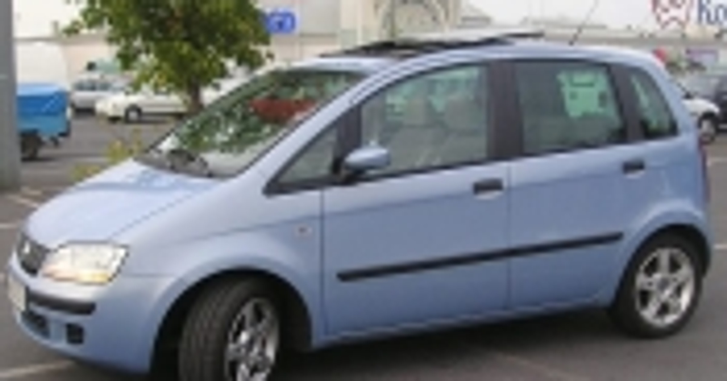 Fiata idea na minivana