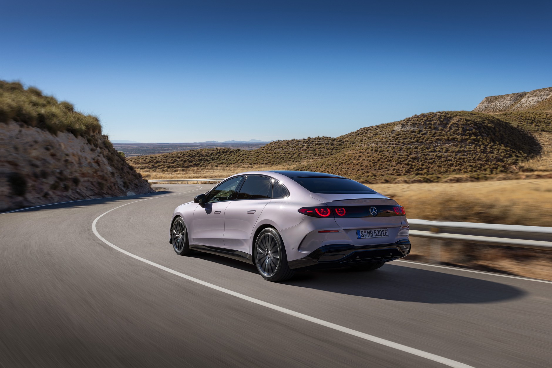 Mercedes‑Benz Klasy C 400 4MATIC Electric 2026