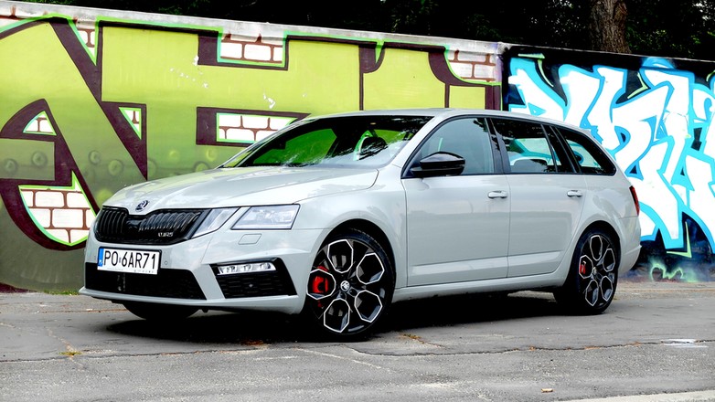 Skoda Octavia Combi RS 245
