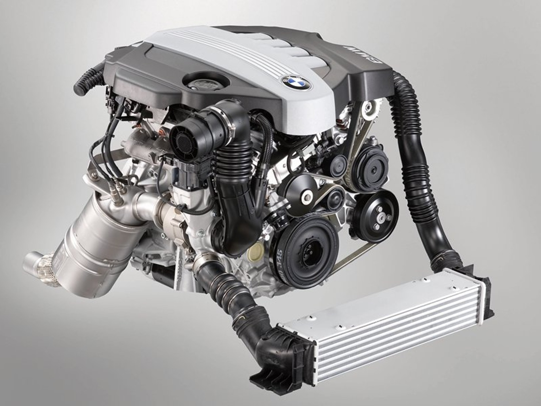 Nowe silniki BMW (cz. I): nowa generacja 4-cylindrowych diesli, również jako TwinTurbo