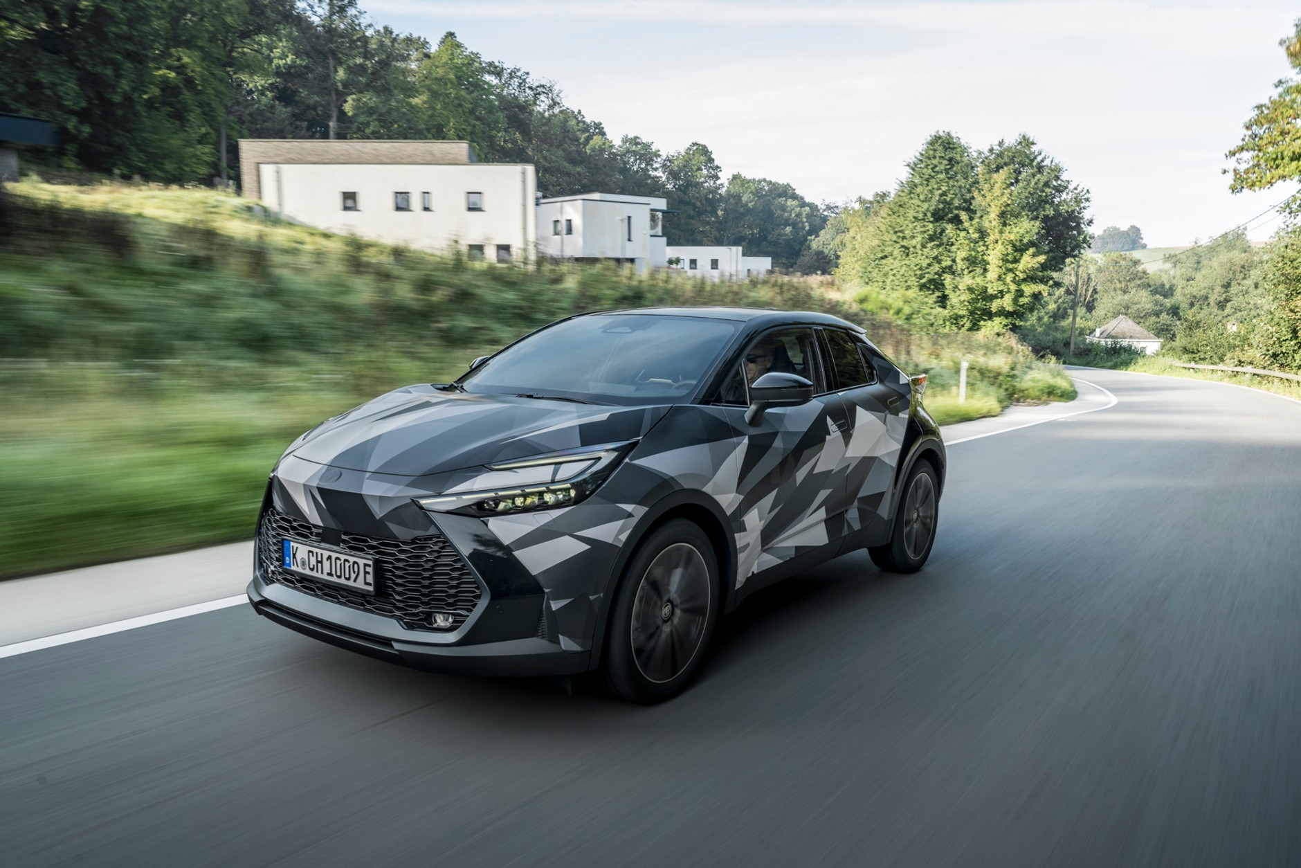 Nowa Toyota C-HR Plug-in Hybrid