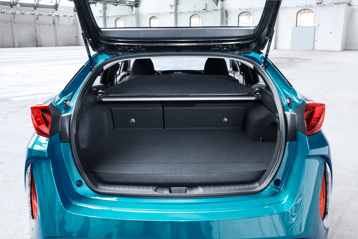 Toyota Prius Plug-in Hybrid 2017