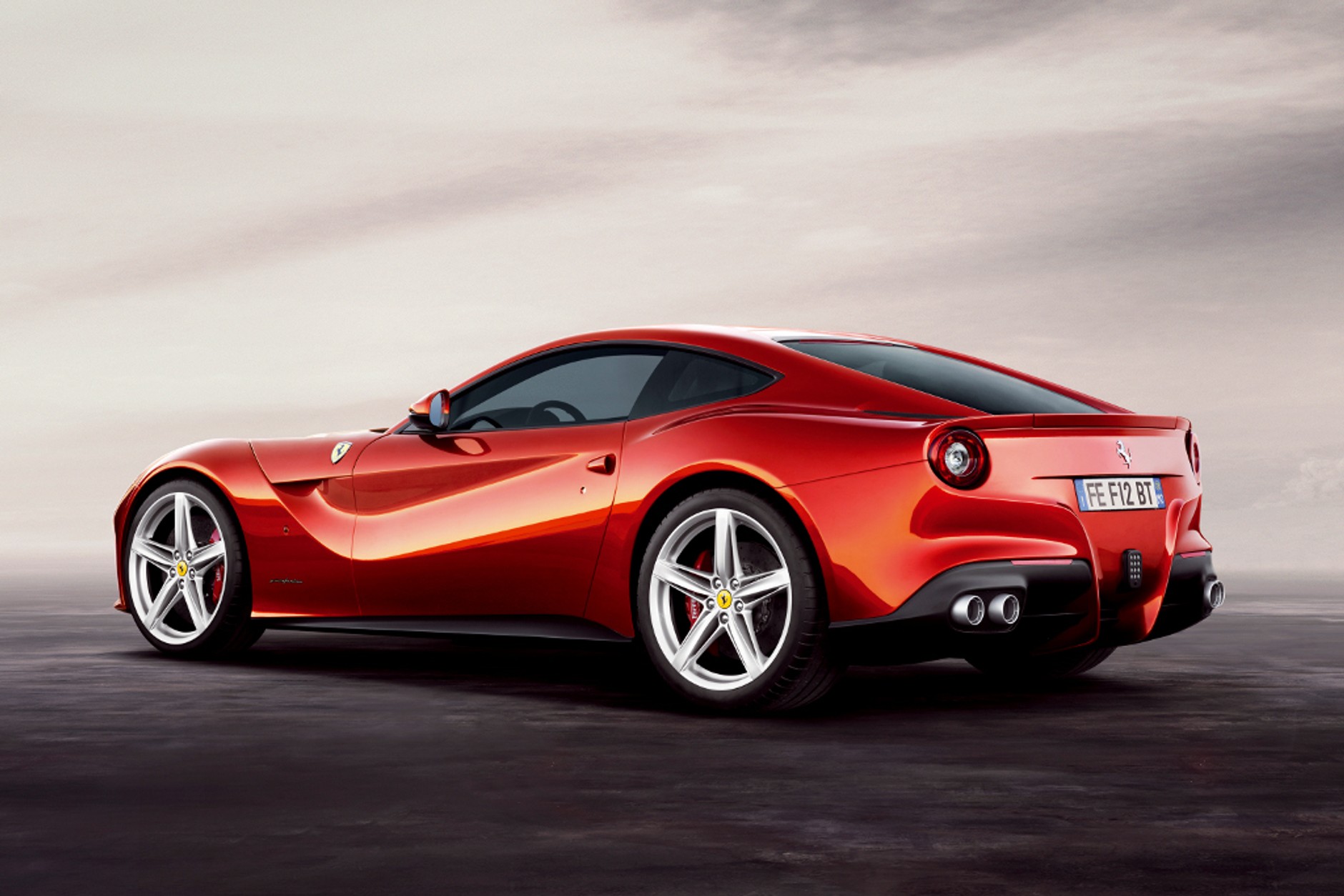 Ferrari F12 berlinetta: najszybszy rumak z Maranello