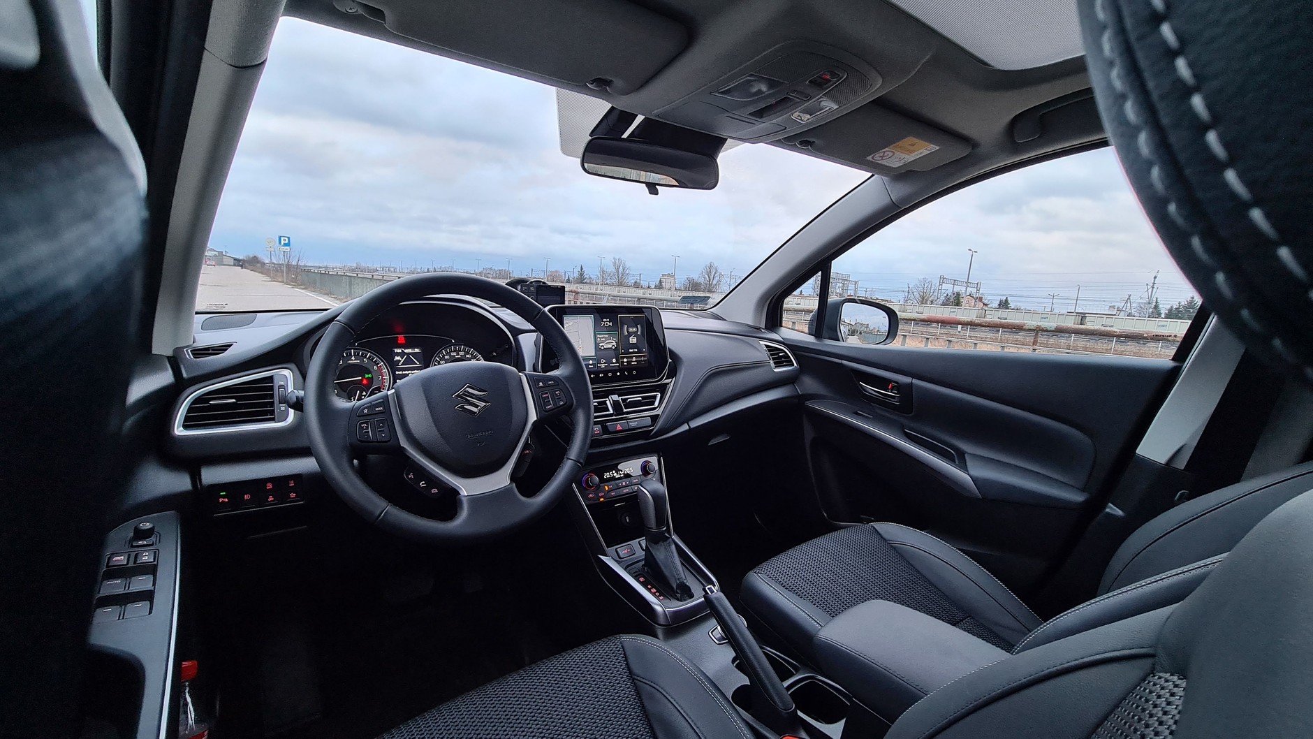 Suzuki S-Cross Hybrid 2022