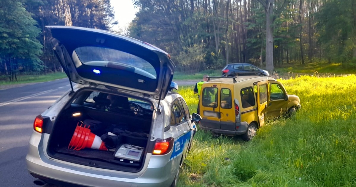 Obraz pochodzący z serwisu https://lubuska.policja.gov.pl/go/serwis-informacyjny/aktualnosci/50417,Uciekal-przed-policjantami-drogowki-W-tle-narkotyki-i-brak-uprawnien.html