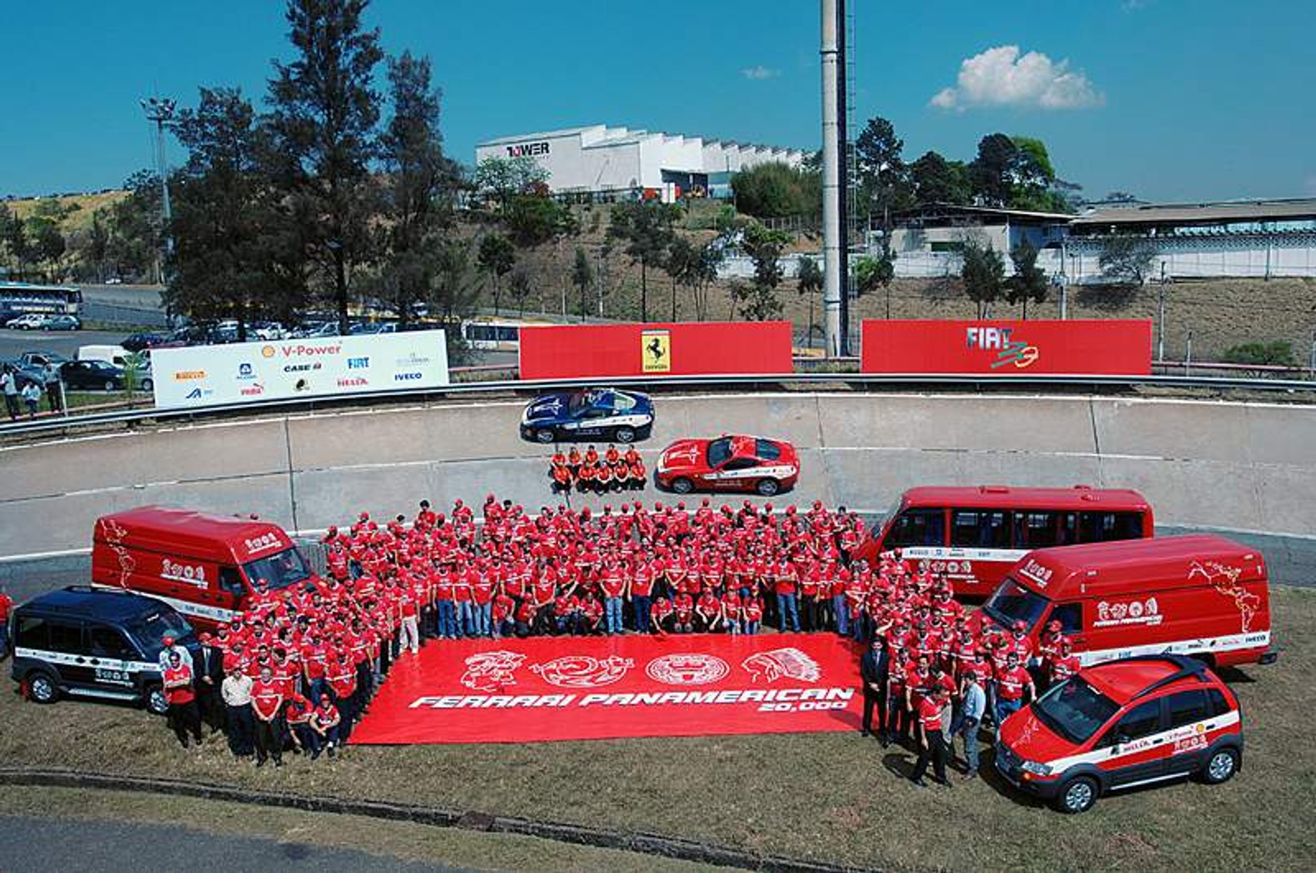 Ferrari 599 GTB Fiorano – 20.000 mil na przełaj Ameryką