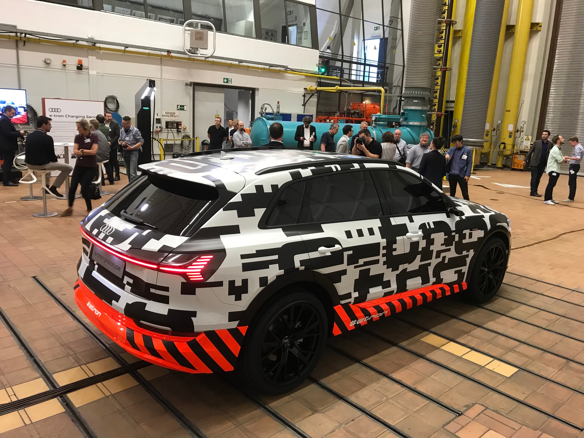 Audi e-tron