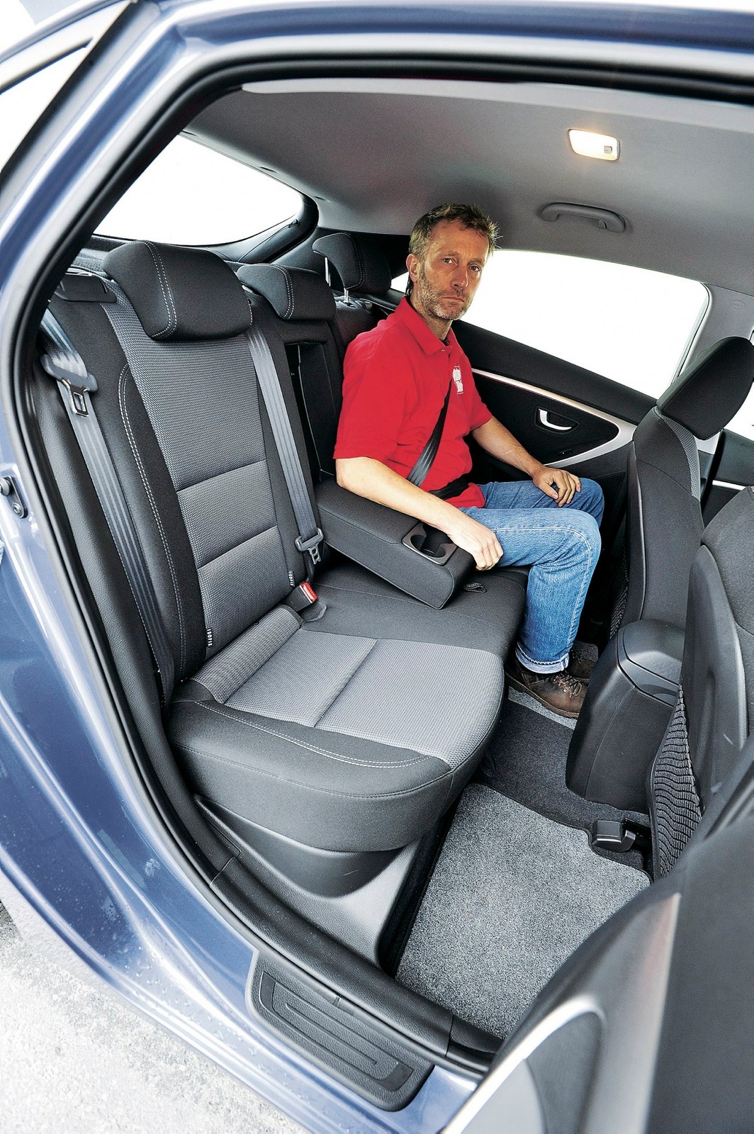 Hyundai i30, tylna kanapa