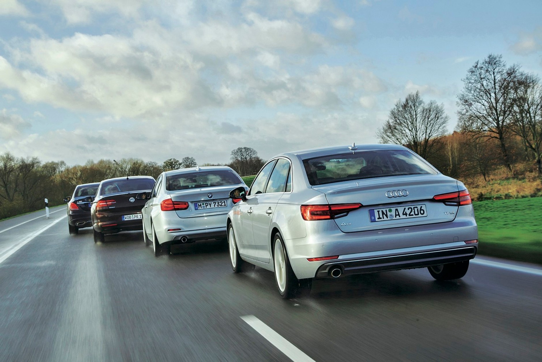 Benzynowe sedany - Audi A4, BMW 318i, Mercedes C 180 i VW Passat - dane techniczne, wymiary, spalanie