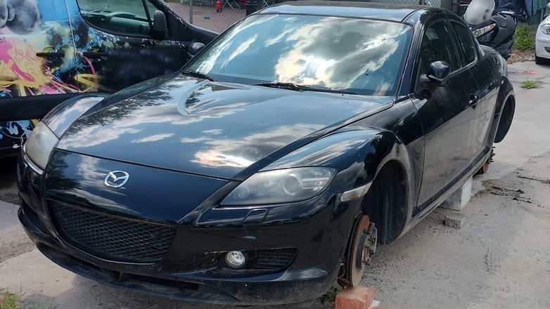 Warszawa sprzedaje porzucone samochody