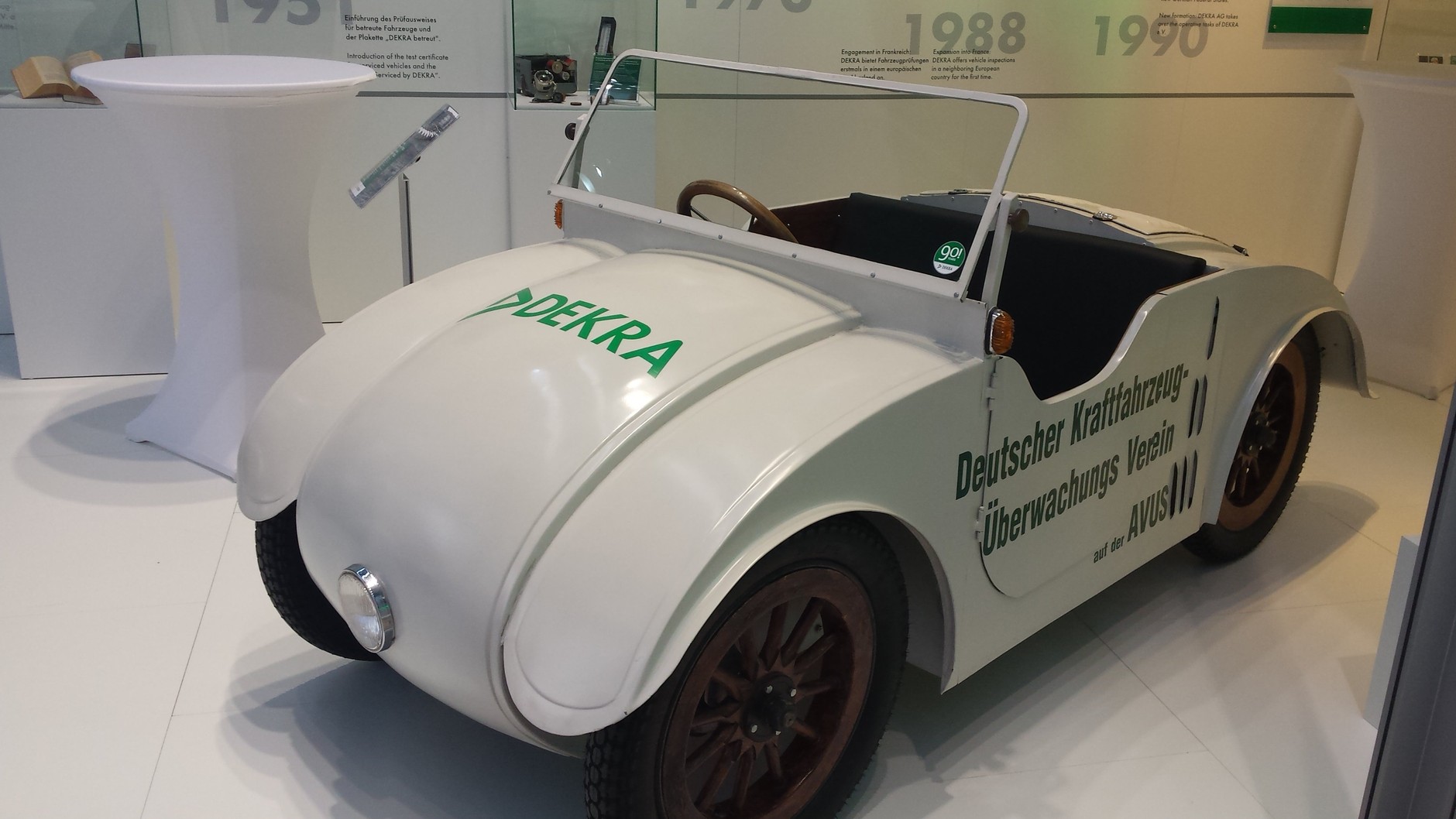 Klasyki na salonie samochodowym IAA Frankfurt 2015