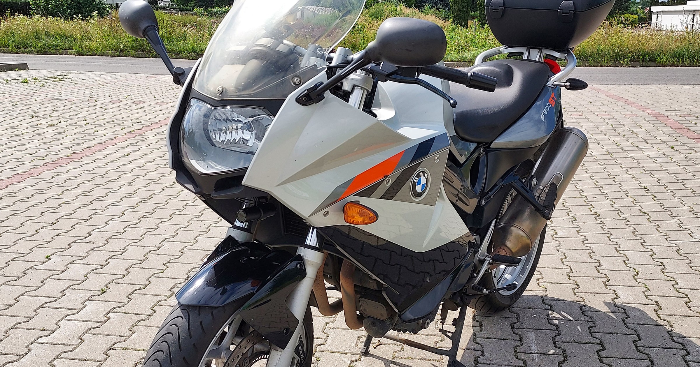 Mio MiVue M700