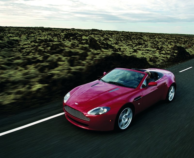 Aston Martin V8 Vantage Roadster już jest!