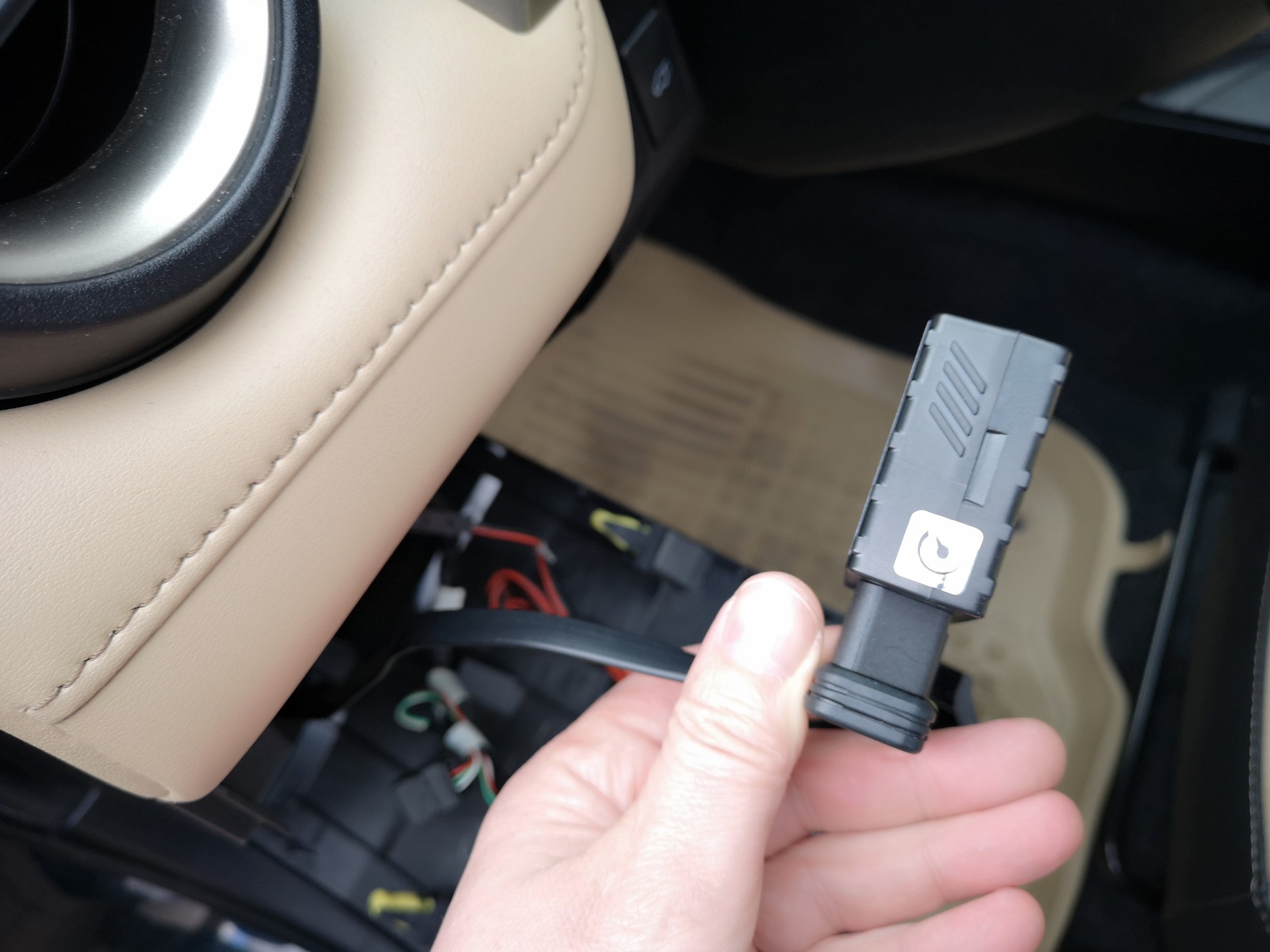 Moduł OBD II do monitoringu