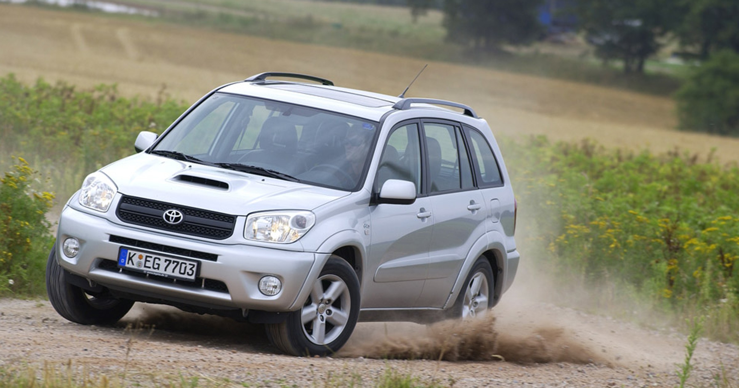 Honda CR-V kontra Freelander i Toyota RAV4: sposoby na tanią jazdę z napędem 4x4