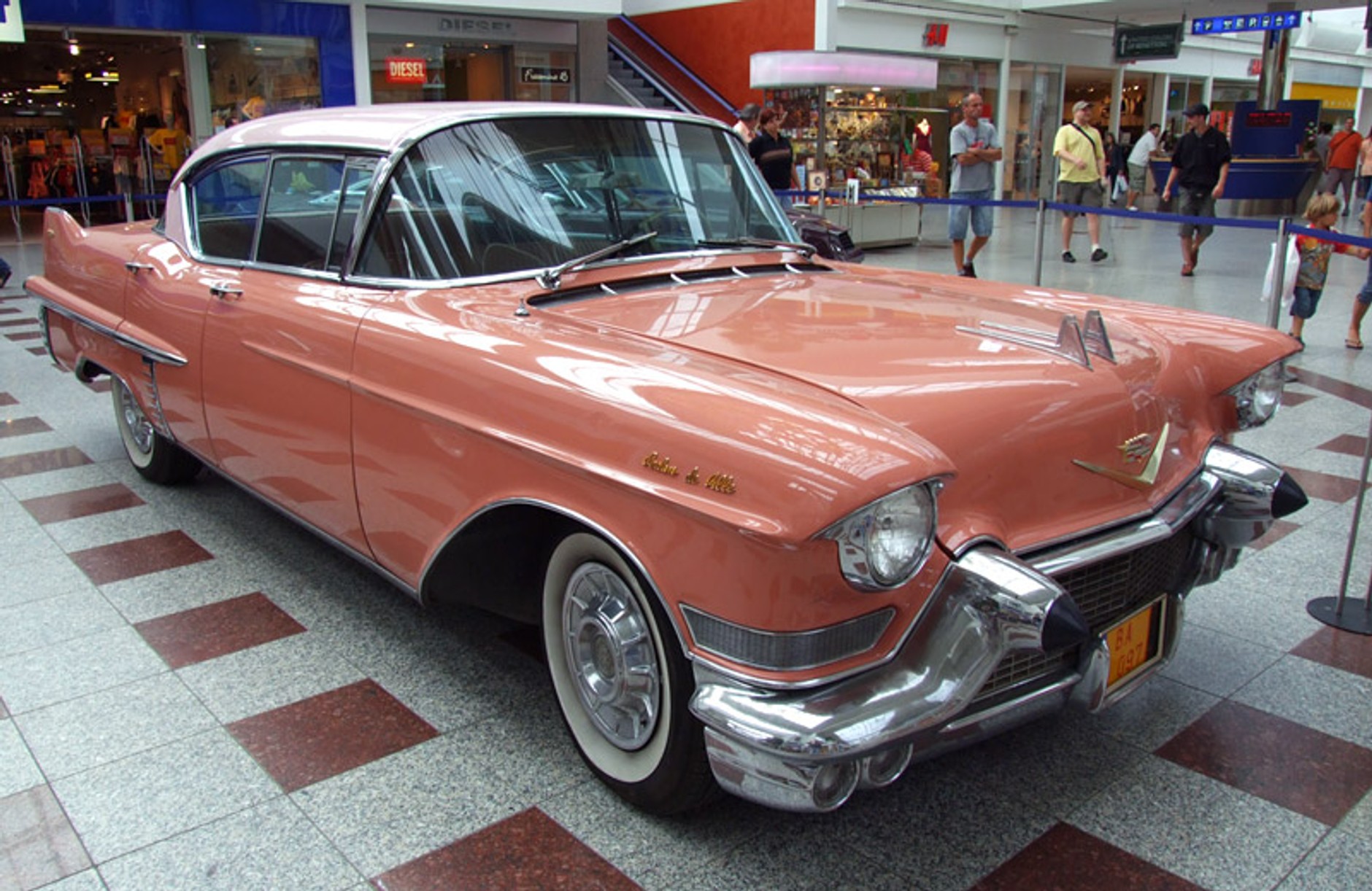 Zlot samochodów amerykańskich w Brnie (fotogaleria)