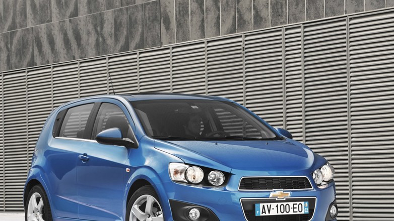 Aveo: podwójne uderzenie Chevroleta