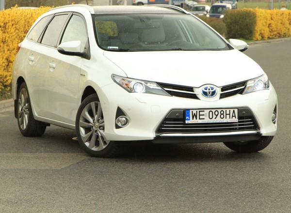Toyota Auris Hybrid | test długodystansowy