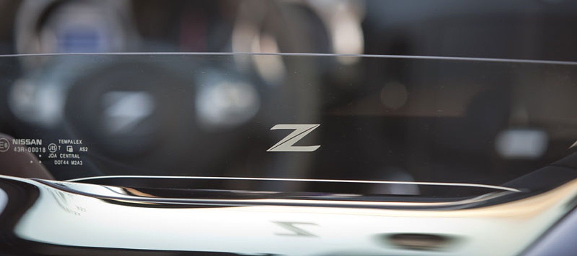 Nowy Jork 2009: Nissan zaprezentował model 370Z Roadster