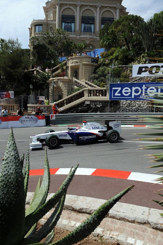 Grand Prix Monaco 2009: Button królem, Kubica w garażu (fotogaleria)