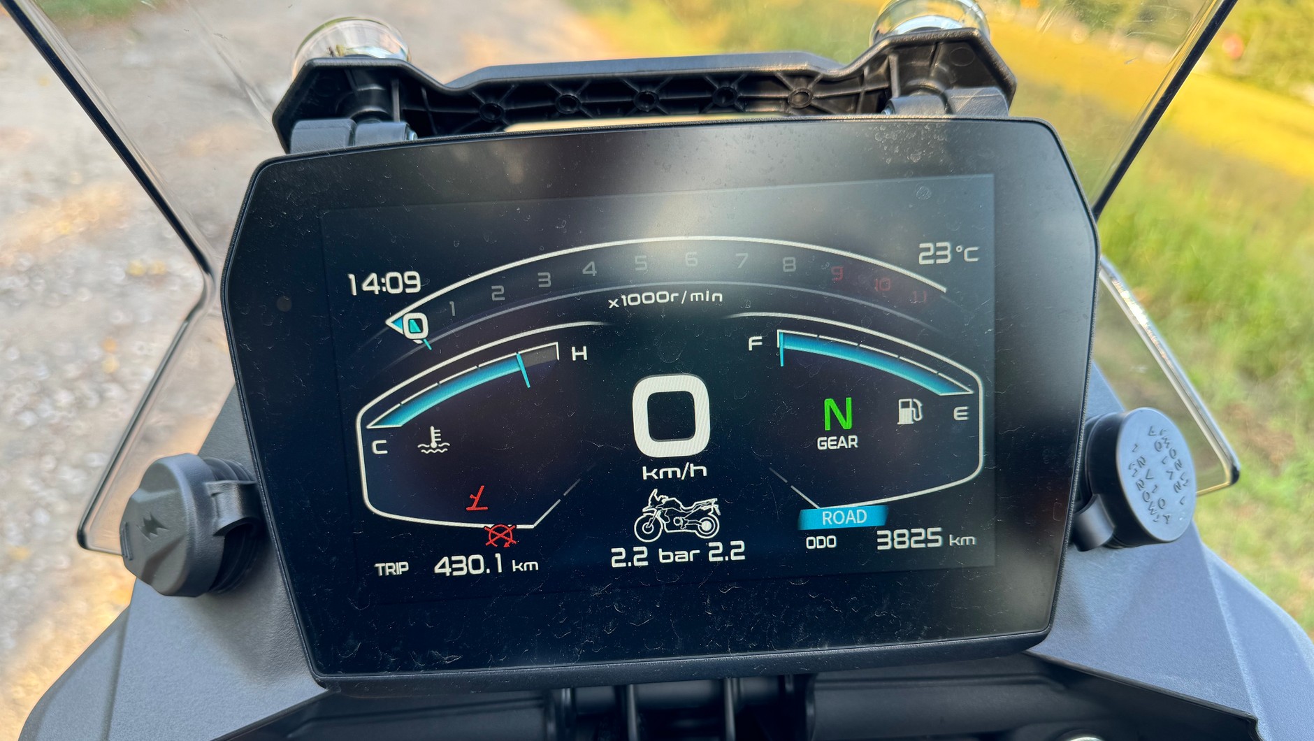 Voge DSX 900