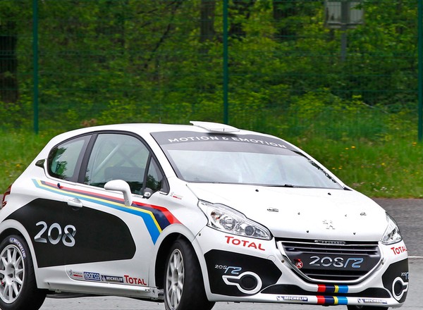 Peugeot 208 R2 na Ulster Rally