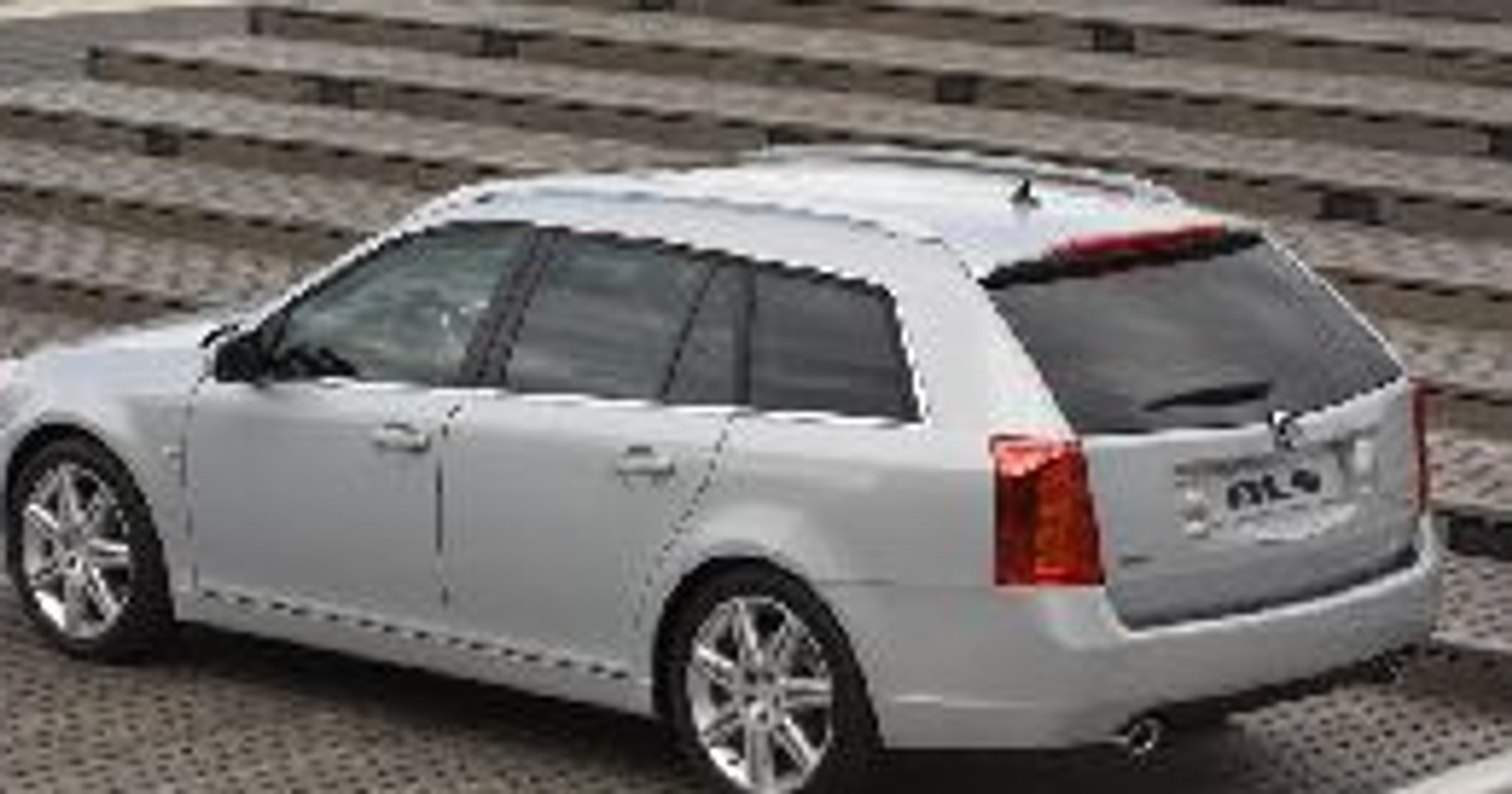 IAA Frankfurt 2007: Cadillac BLS Kombi - światowa premiera