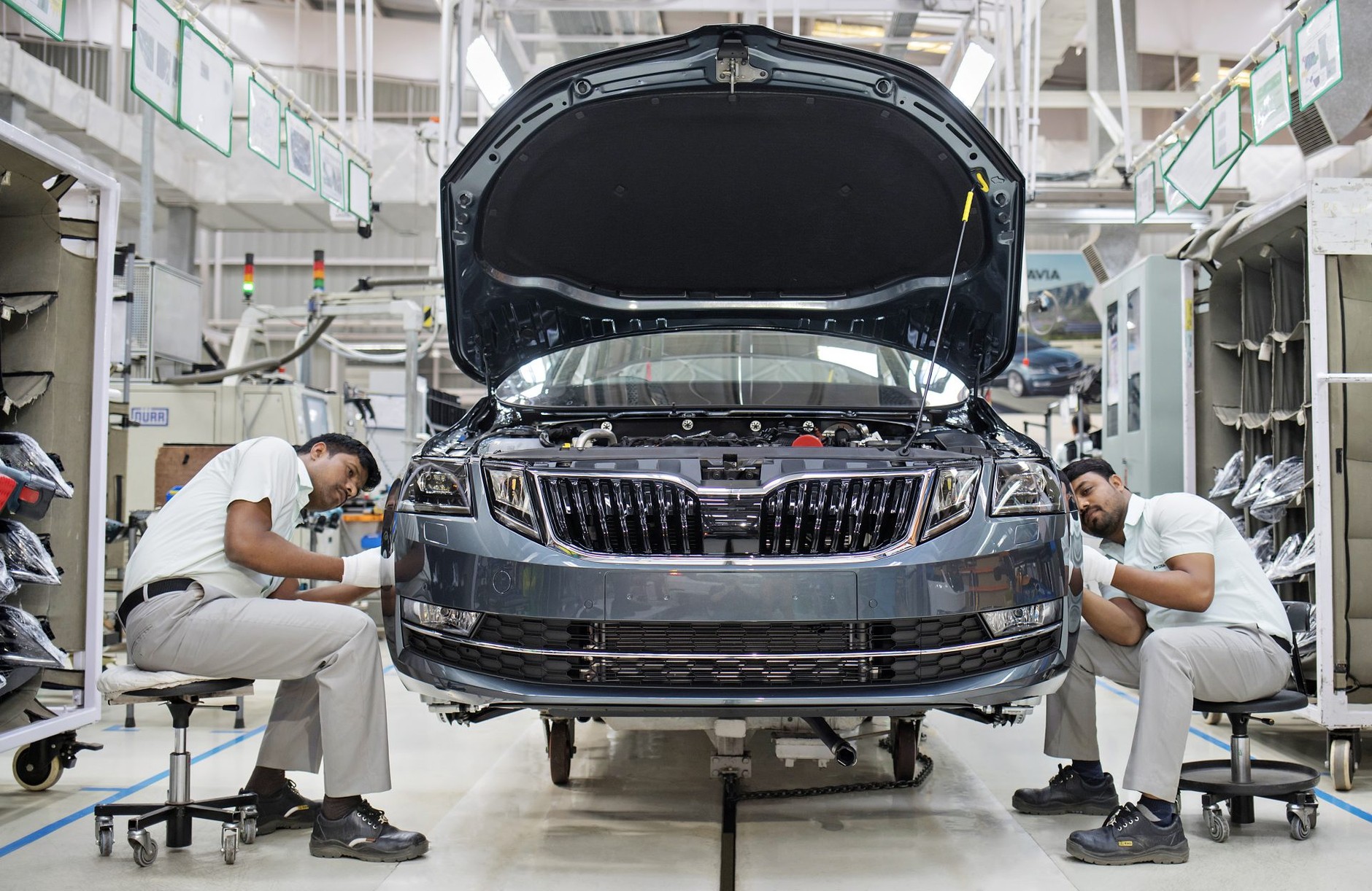 Skoda - jak transportuje się auta na drugi kontynent