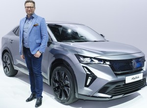 Renault modelem Rafale wraca do dużych coupe, ale inaczej niż myślisz