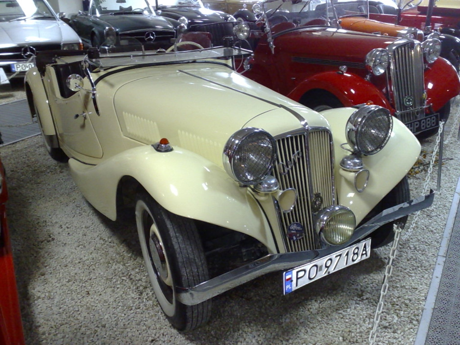 Wystawa kabrioletów w Poznaniu