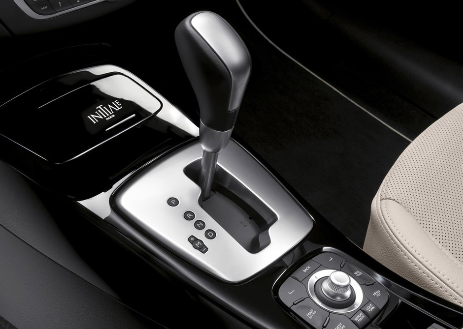 Renault Laguna: Zmiany kosmetyczne, ale we właściwym kierunku