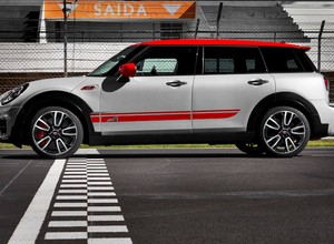 Mini Clubman i Countryman John Cooper Works - o 75 KM mocniejsze i 1,5 s szybsze