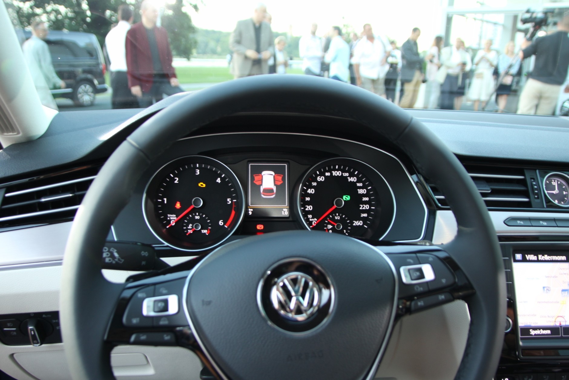 Volkswagen Passat B8 2014