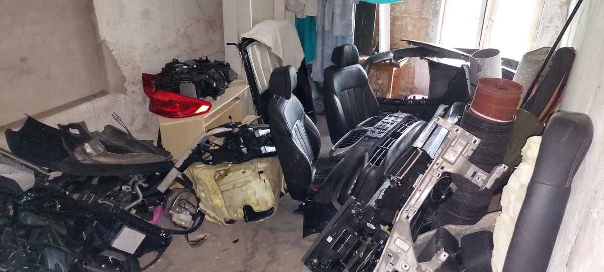 Kradli tylko luksusowe samochody. Działali na terenie kilku województw