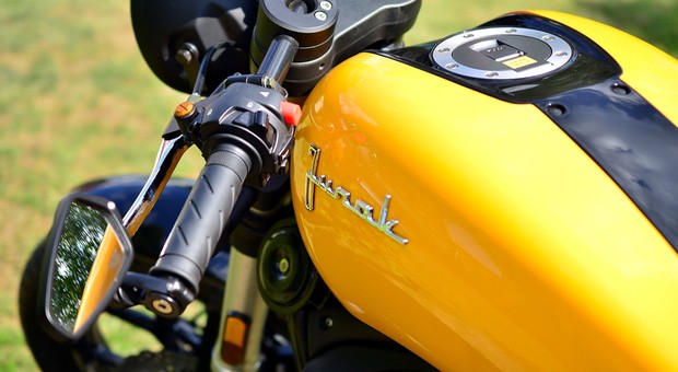 Te dwie polskie marki są królami naszego rynku nowych motorowerów. Rywale daleko z tyłu