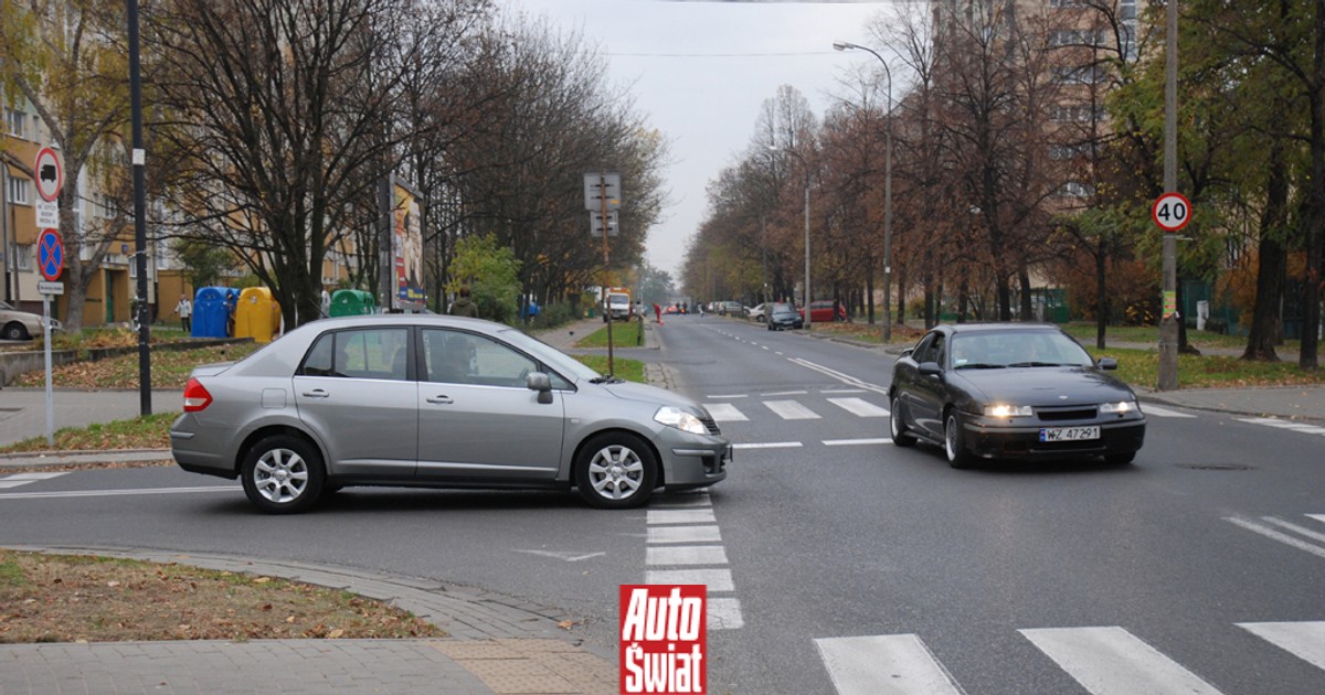 Kierowcy patrzą w prawo i jadą. Zapominają o lewej stronie na skrzyżowaniach równorzędnych