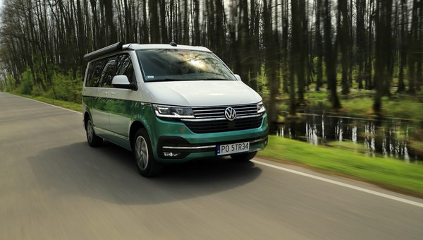 Volkswagen T6.1 California Ocean 2.0 TDI – pandemiczny "śpiulkowóz"