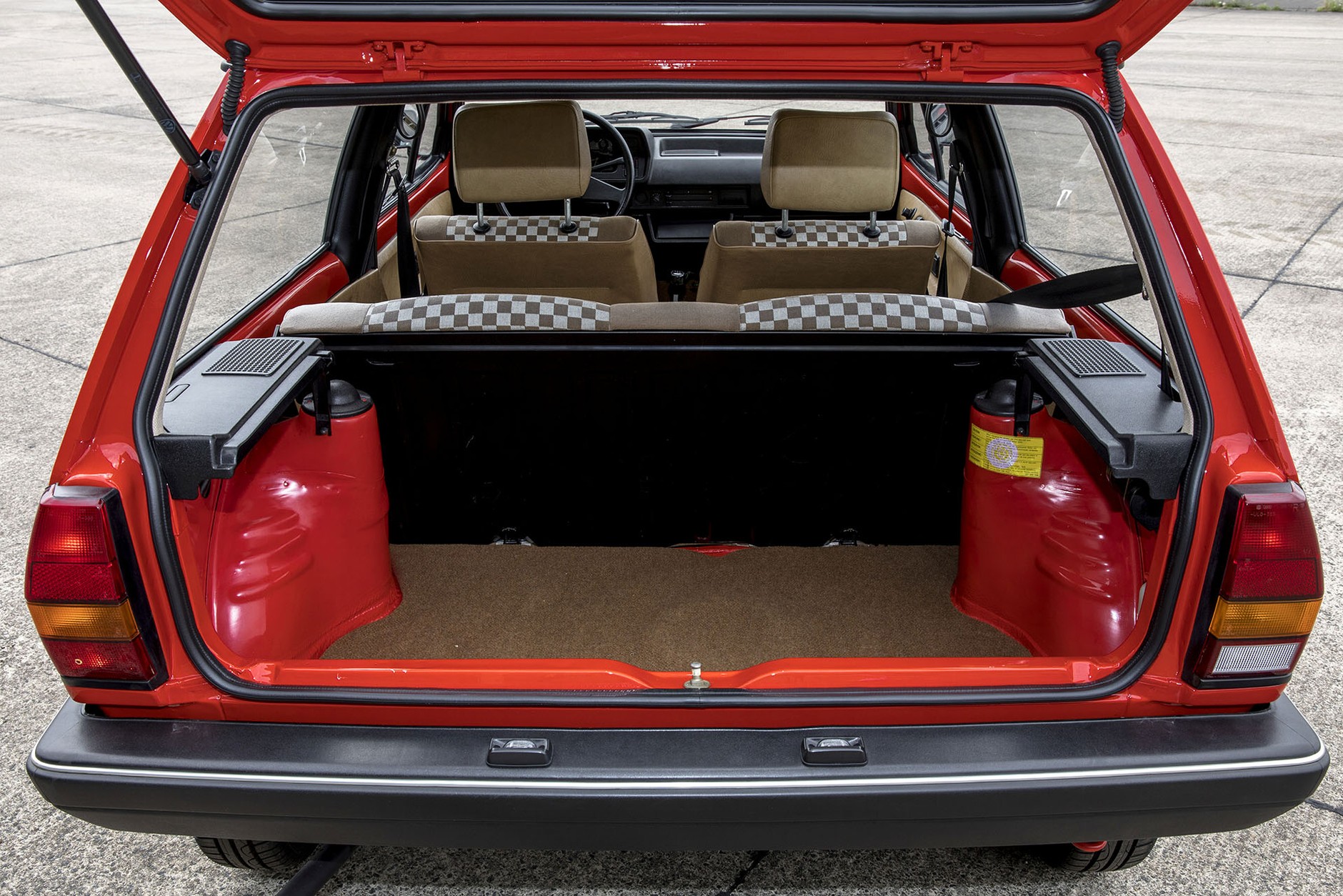 Volkswagen Polo CL Formel E - oszczędzanie ma swoją cenę