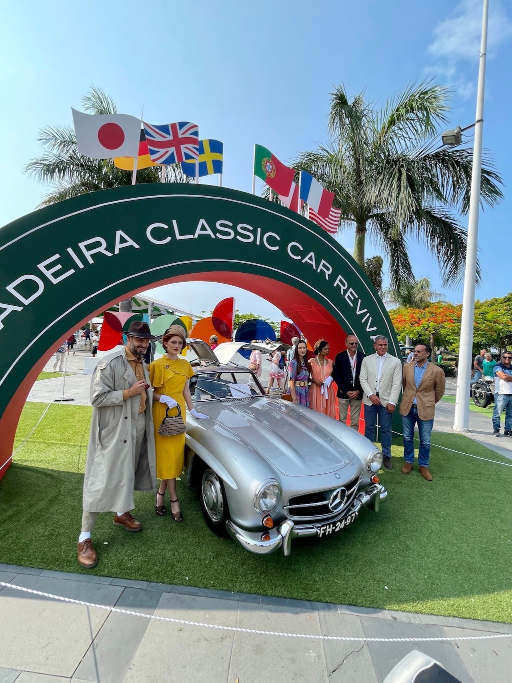 Klasyki na Maderze. Mercedes 300 SL