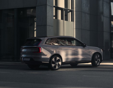 Volvo EX90