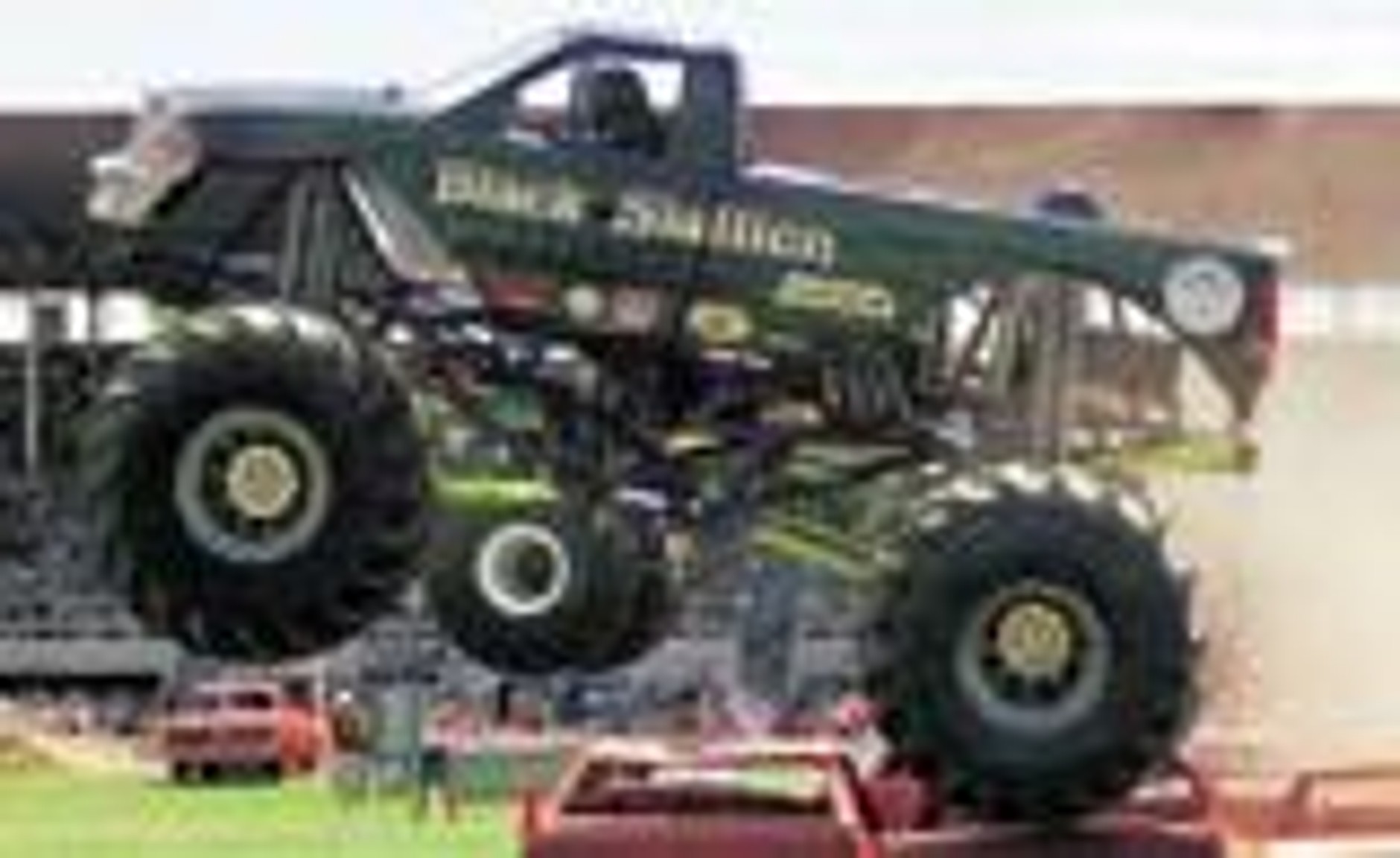 Zdeptać równo z ziemią