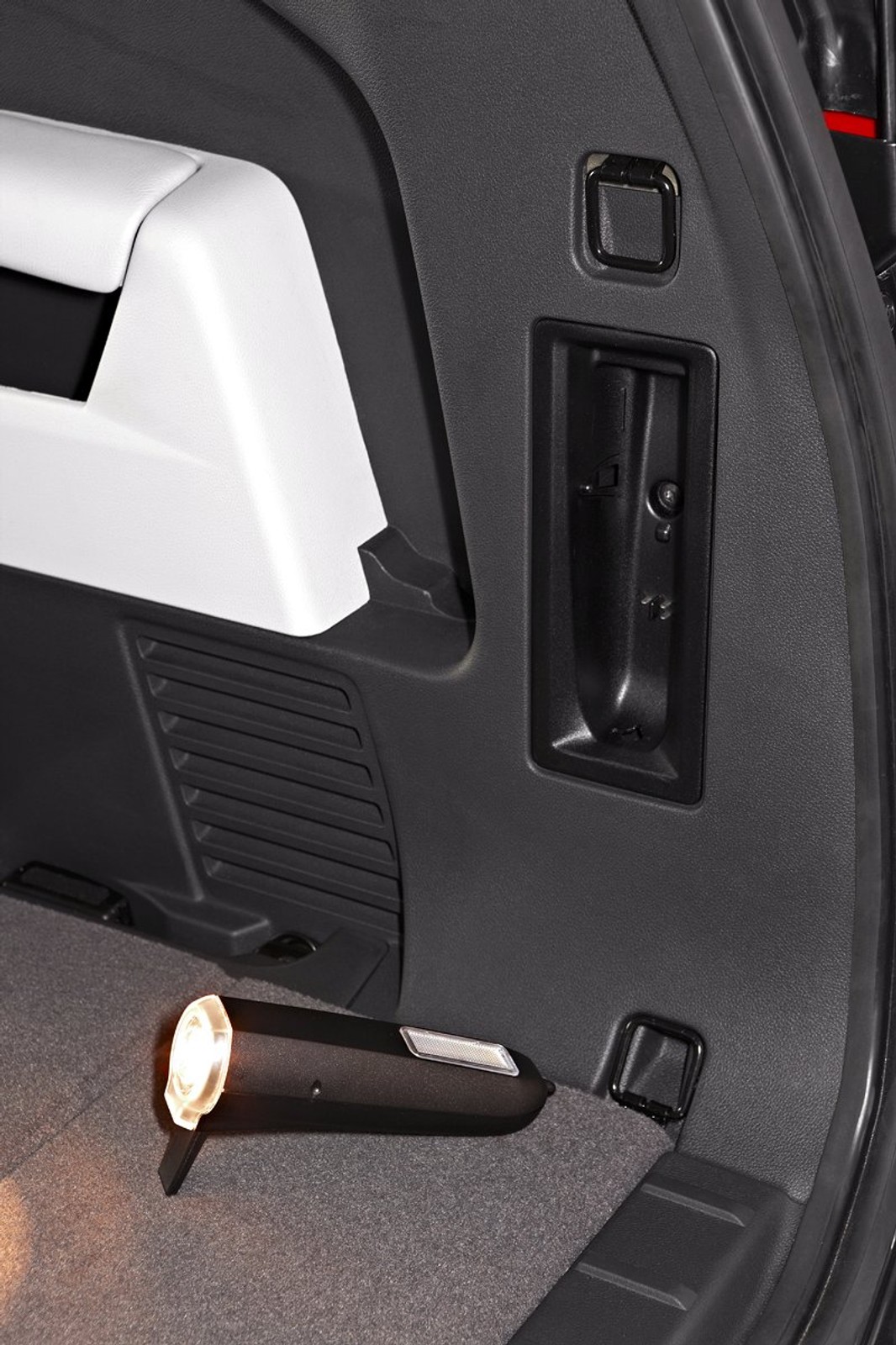 Peugeot: 5008 - duży, wygodny, nowoczesny, dla 5 lub 7 osób