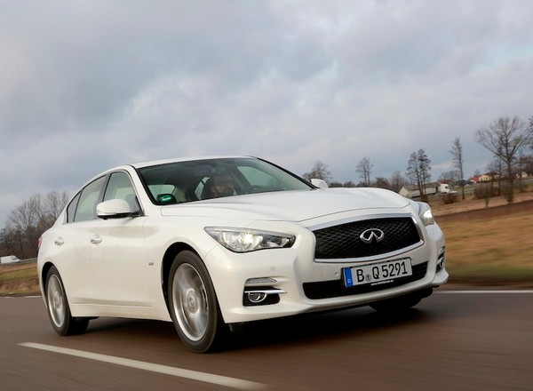 Jak jeździ Infiniti Q50 2.2d?