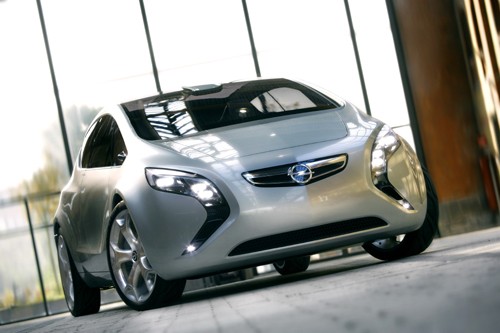 Opel Flextreme - Hybrydowa przyszłość